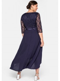 Moteriška ir elegantiška Sheego suknelė