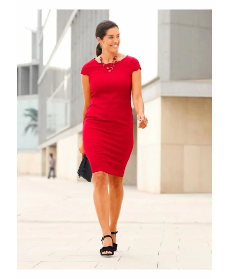 Prigludusio silueto Laura Kent suknelė Komplimente