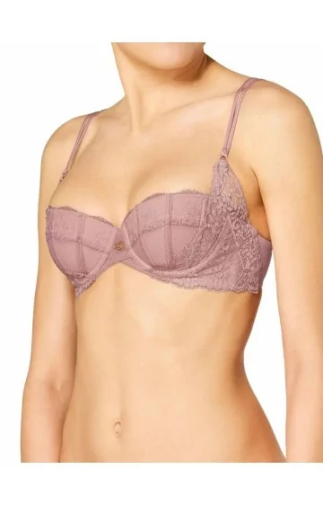 TRIUMPH ADORNED ESSENCE WHP 01 E