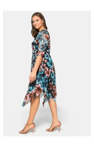 Romantiška Sheego suknelė