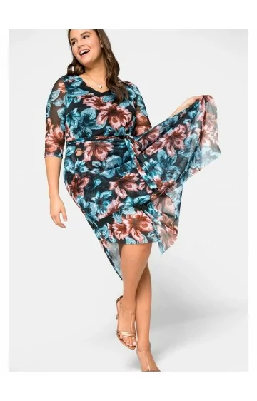 Romantiška Sheego suknelė