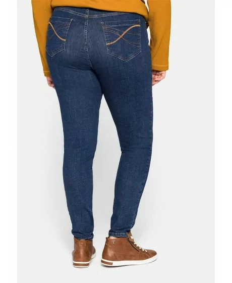 Stilingi siauro kirpimo Sheego džinsai