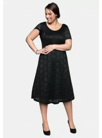 Sheego nėrinių suknelė su figūrą formuojančiu apatiniu