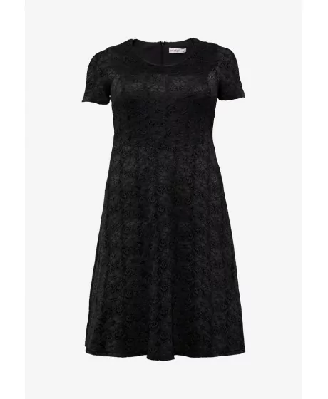 Sheego nėrinių suknelė su figūrą formuojančiu apatiniu