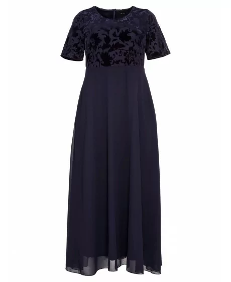 Ilga Sheego suknelė