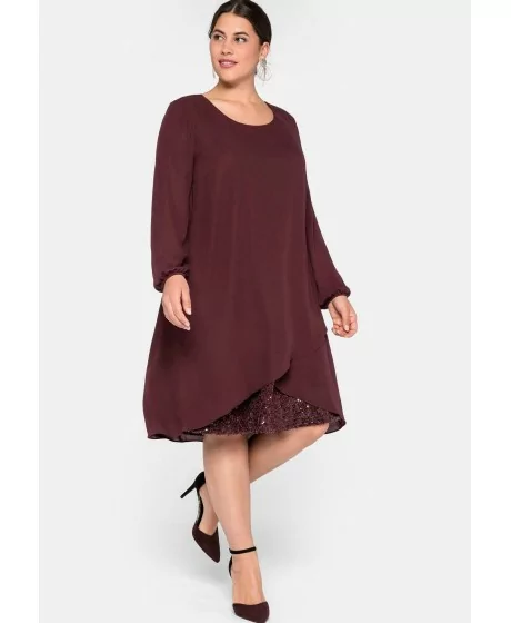 Sluoksniuota varpelio formos Sheego suknelė