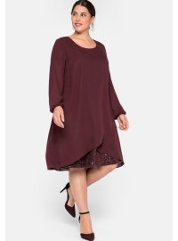 Sluoksniuota varpelio formos Sheego suknelė