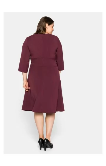 Solidi Sheego suknelė su figūrą formuojančiu apatiniu