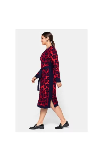 Šilta megzta Sheego suknelė