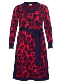 Šilta megzta Sheego suknelė