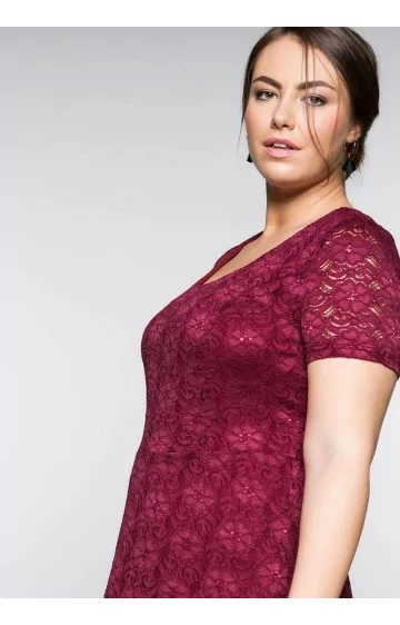 Sheego nėrinių suknelė su figūrą formuojančiu apatiniu