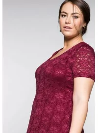 Sheego nėrinių suknelė su figūrą formuojančiu apatiniu