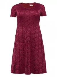 Sheego nėrinių suknelė su figūrą formuojančiu apatiniu